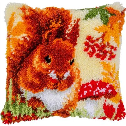 Kit coussin au point noué Ecureuil en automne 206643